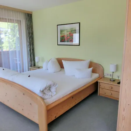 Haus Kristall *