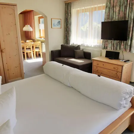 Haus Kristall Apartment *