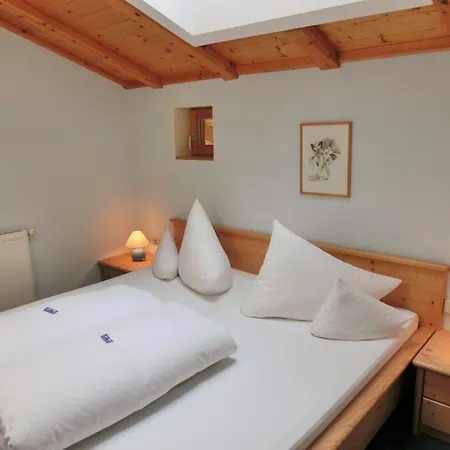 Haus Kristall *