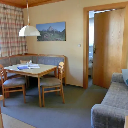 Haus Kristall Apartment